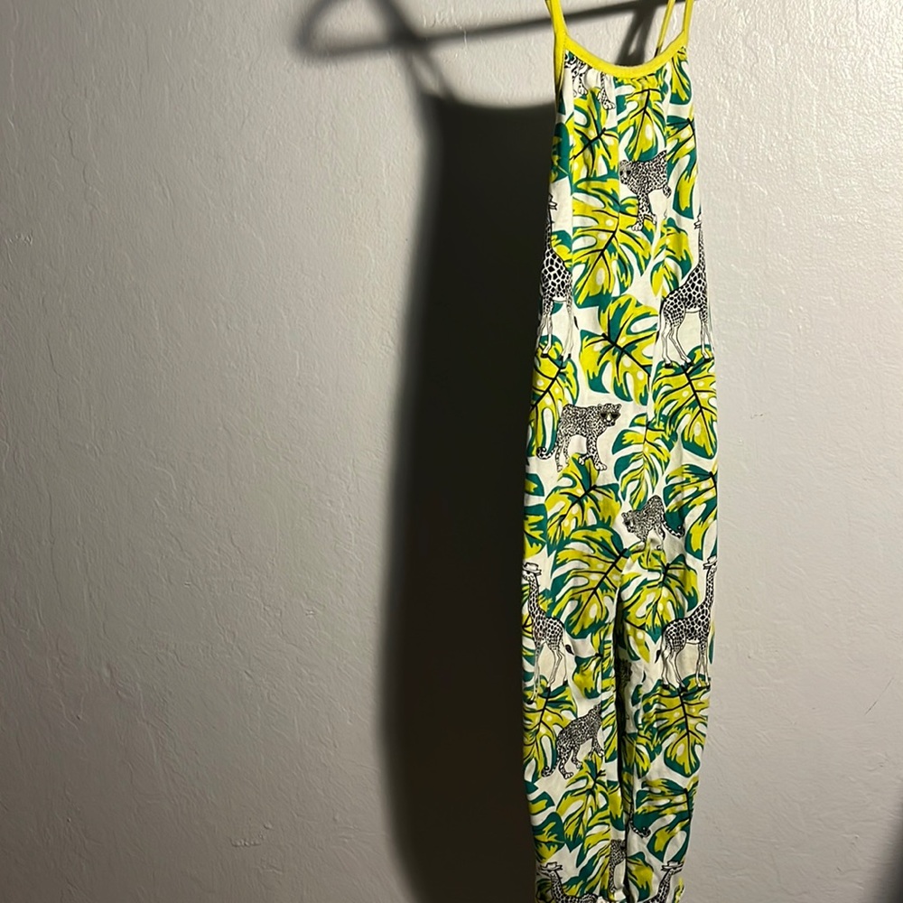 adorable toddler jumpsuit for the zoo and beach!